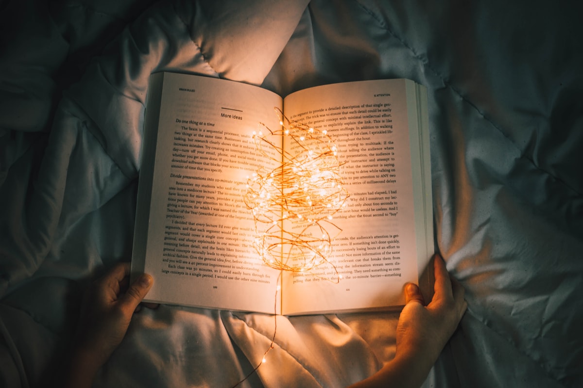 SF小説の書き方：アイデアを物語にする方法